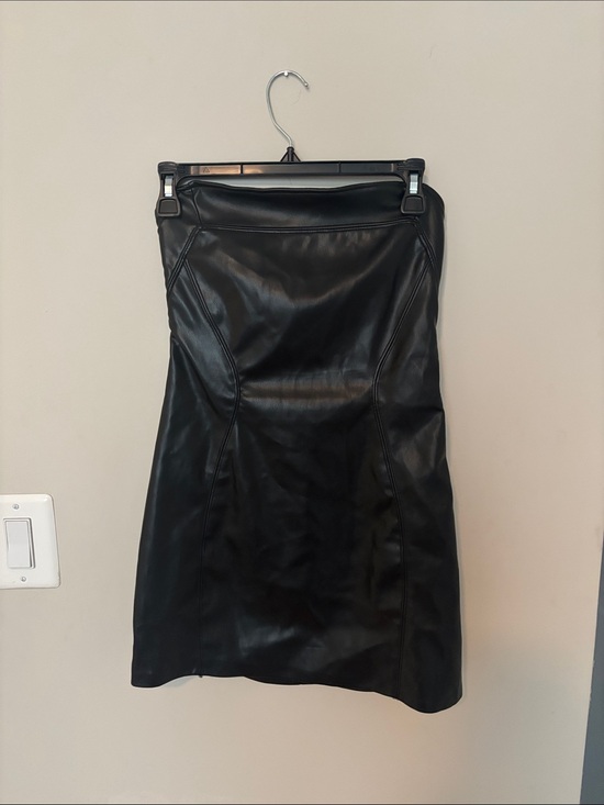 Fashion Nova Dresses & Skirts - Fashion Nova Women’s Black Faux Leather Panel Strapless Dress🖤✨